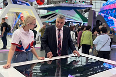 Управляющий ОСФР по г. Москве и Московской области поздравил москвичей и гостей выставки-форума «Россия» с Днем Московской области