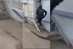 При участии столичного спецназа Росгвардии пресечено нелегальное производство и сбыт медицинских препаратов для косметологии