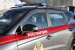 Московские росгвардейцы задержали мужчину, подозреваемого в незаконном обороте наркотиков