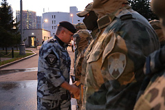 В столичном главке Росгвардии встретили вернувшихся из командировки бойцов ОМОН
